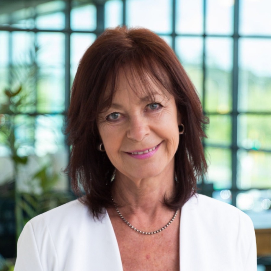 Photo of Gayle Aspden